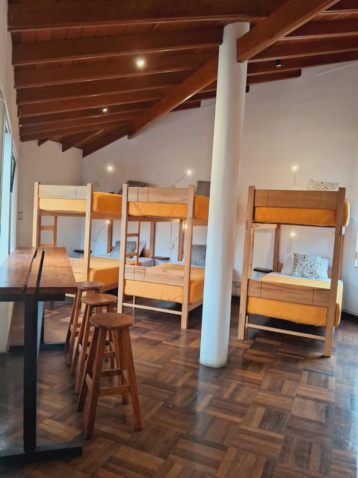 Temazcal Hostel Лима Екстериор снимка