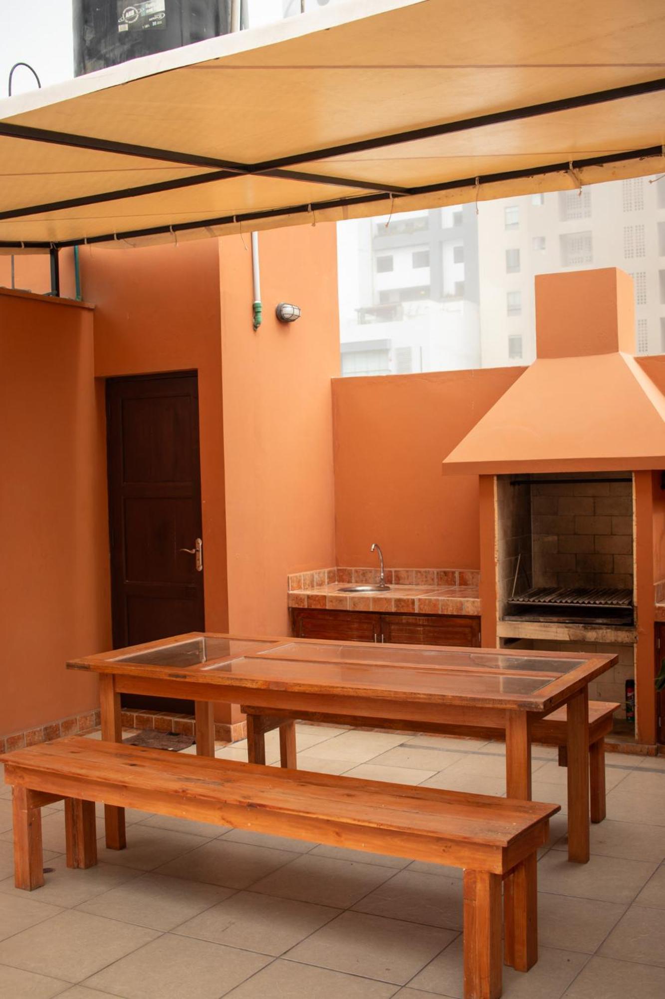 Temazcal Hostel Лима Екстериор снимка