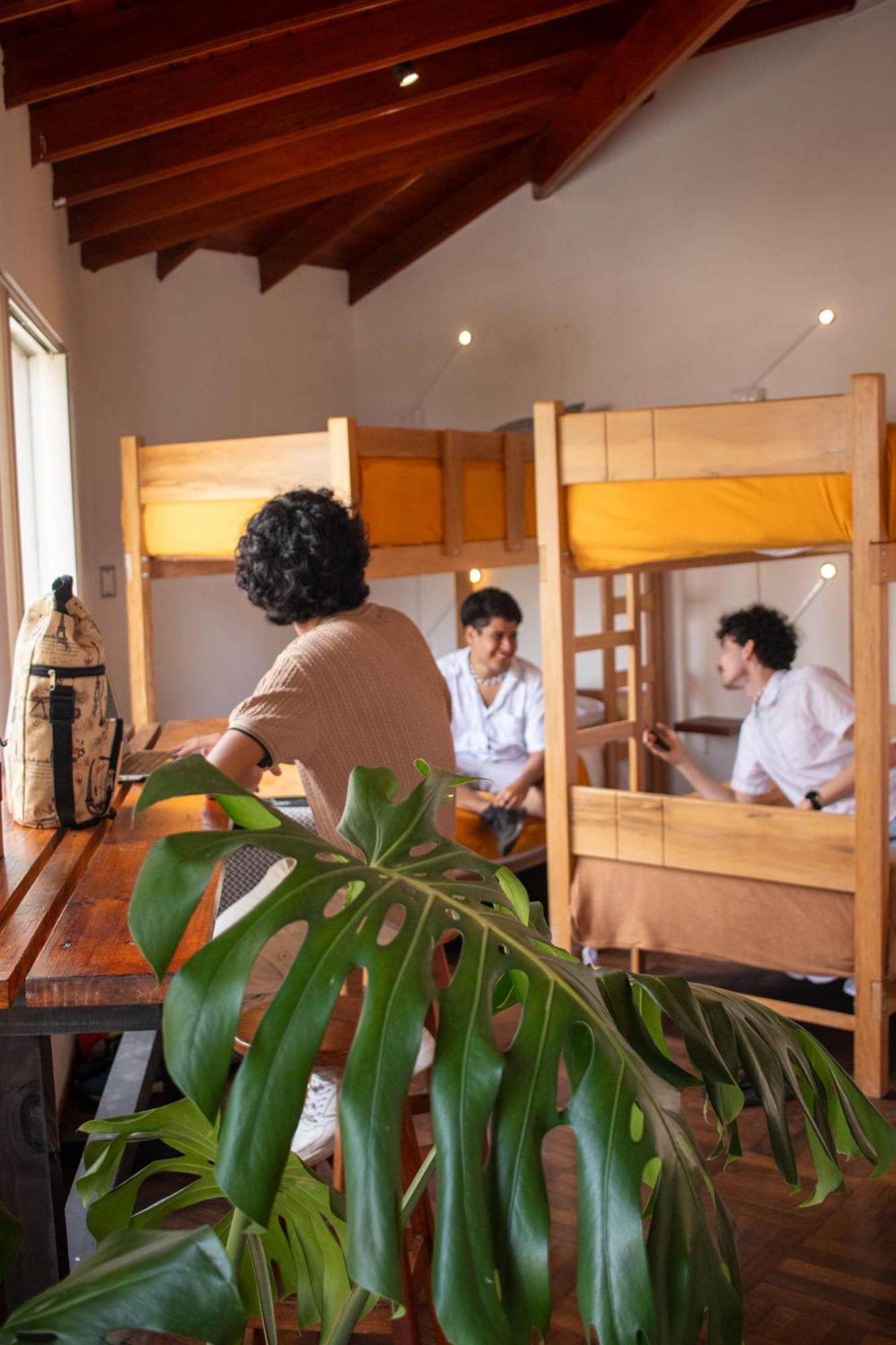 Temazcal Hostel Лима Екстериор снимка